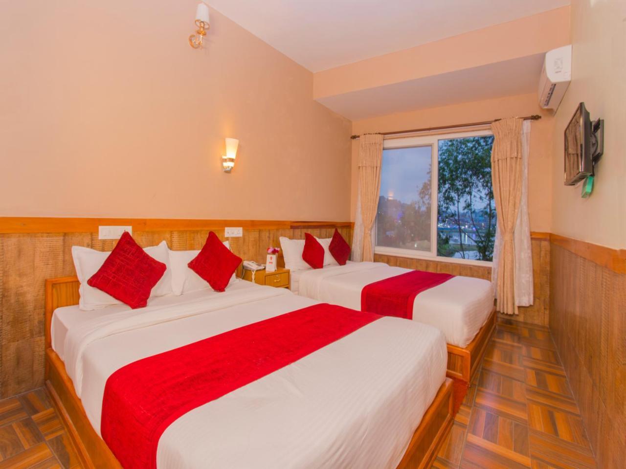Grand Shivalaya Hotel And Restro Pokhara Eksteriør bilde