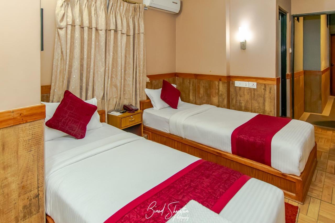 Grand Shivalaya Hotel And Restro Pokhara Eksteriør bilde
